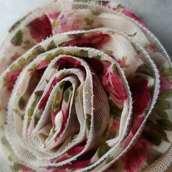 Flower Hair Clips - Picture 3 of 5